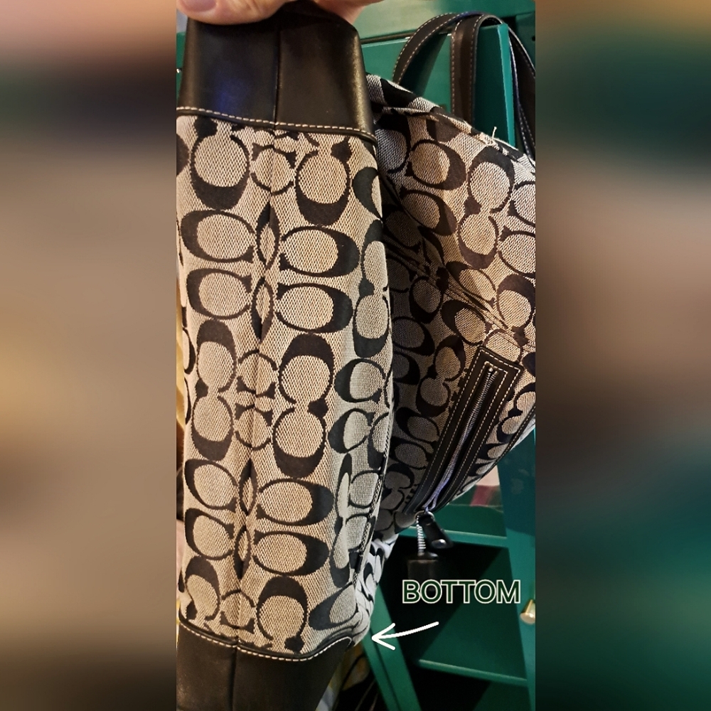 Coach Bag - Picture 5 of 9